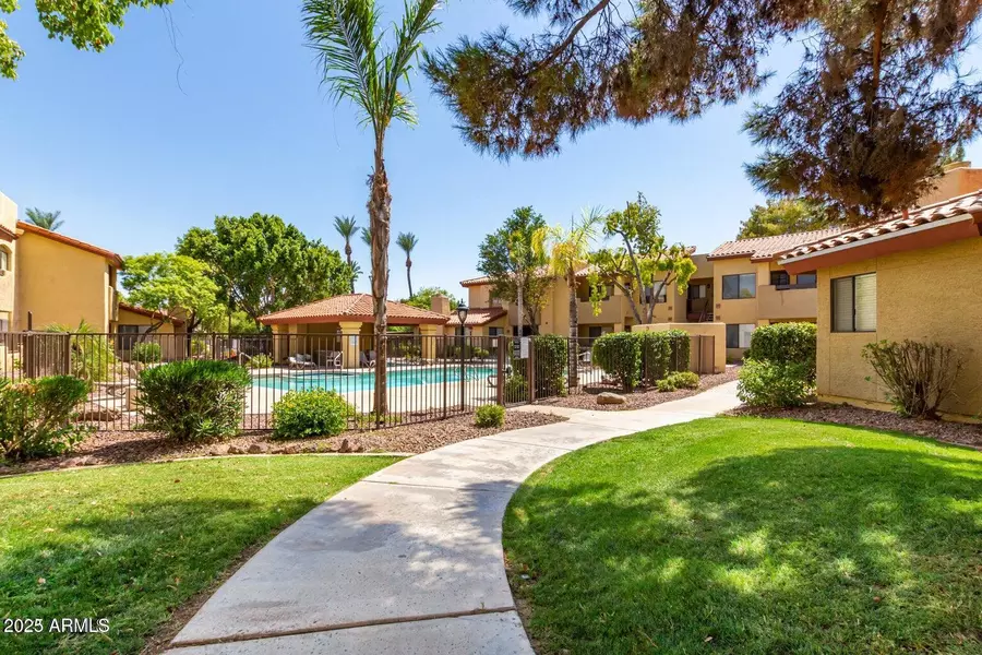 7008 E GOLD DUST Avenue #110, Paradise Valley, AZ 85253