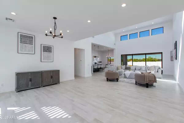 Phoenix, AZ 85083,3330 W DESERT DAWN Drive