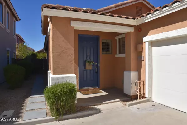 Gilbert, AZ 85296,963 S COLONIAL Drive