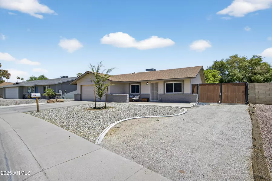1405 W EL MONTE Place, Chandler, AZ 85224