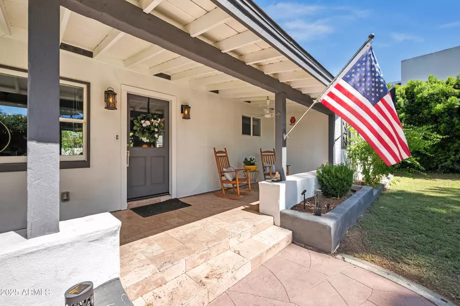 8045 N 7TH Avenue, Phoenix, AZ 85021