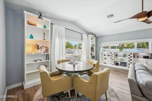 Phoenix, AZ 85021,8045 N 7TH Avenue