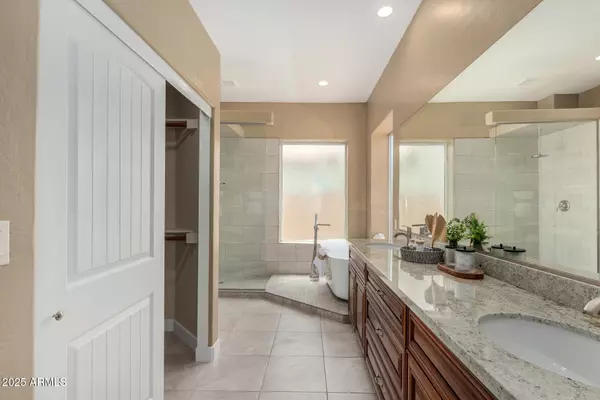 Gilbert, AZ 85233,180 N MONDEL Drive