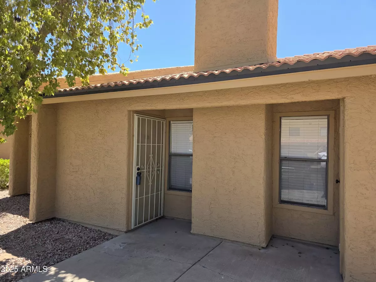 Phoenix, AZ 85042,3511 E BASELINE Road #1117