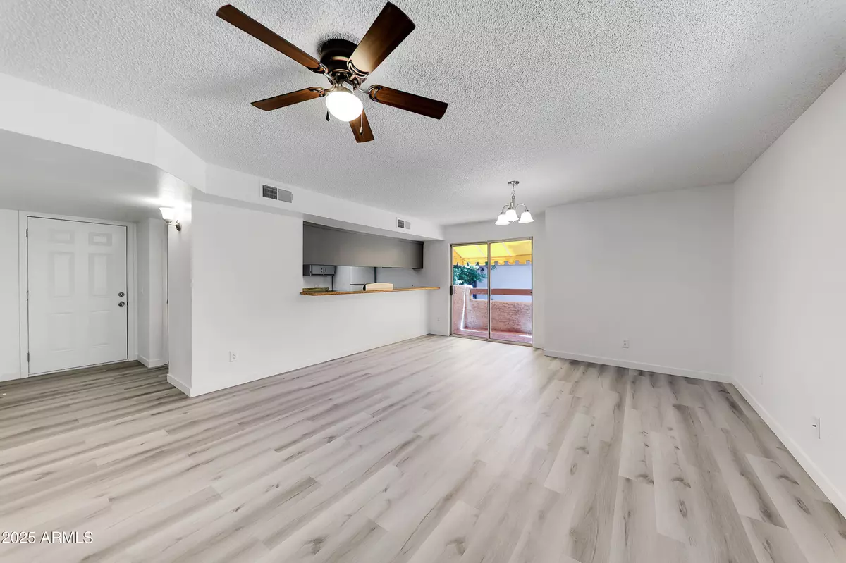 Phoenix, AZ 85020,8847 N 8TH Street #205