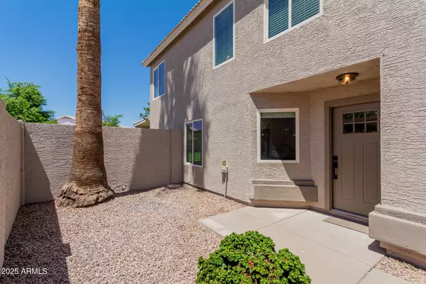 Chandler, AZ 85225,844 E GERONIMO Court
