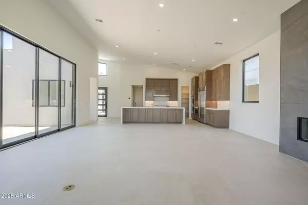 Scottsdale, AZ 85255,23750 N 126TH Place