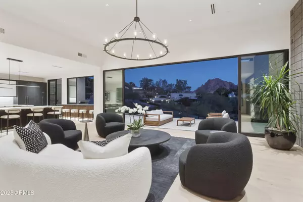 Paradise Valley, AZ 85253,4117 E KEIM Drive