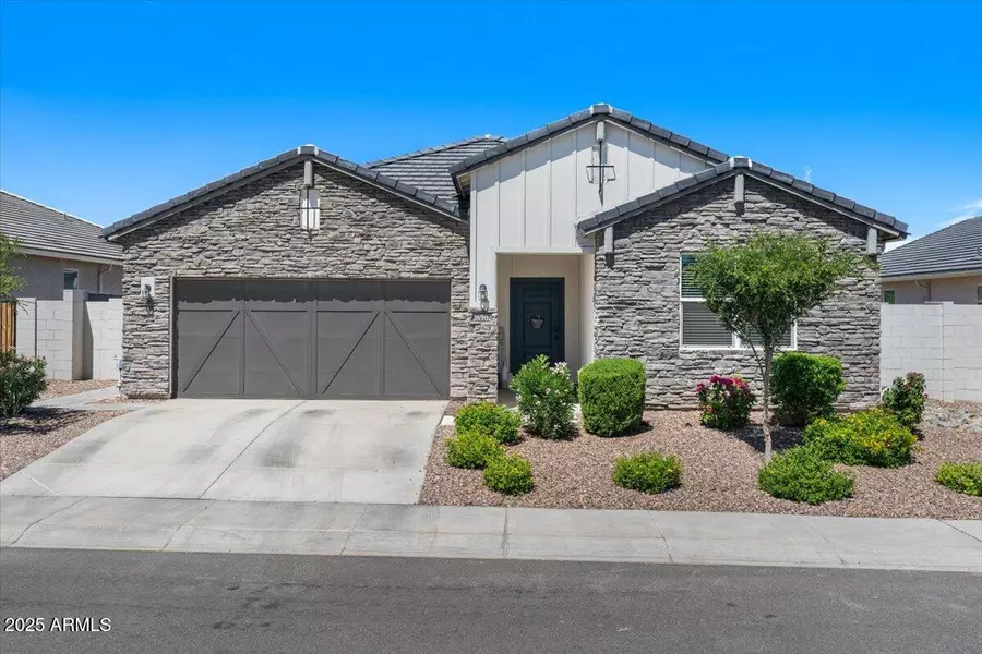 36902 N ALEUTIAN Drive, San Tan Valley, AZ 85143