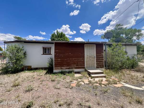 Seligman, AZ 86337,22375 W PINE Street