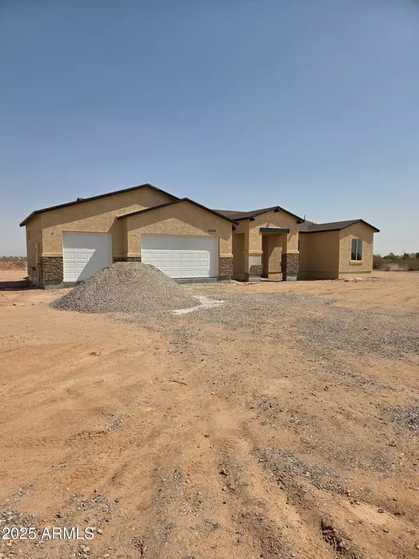 Wittmann, AZ 85361,22204 W DALE Lane