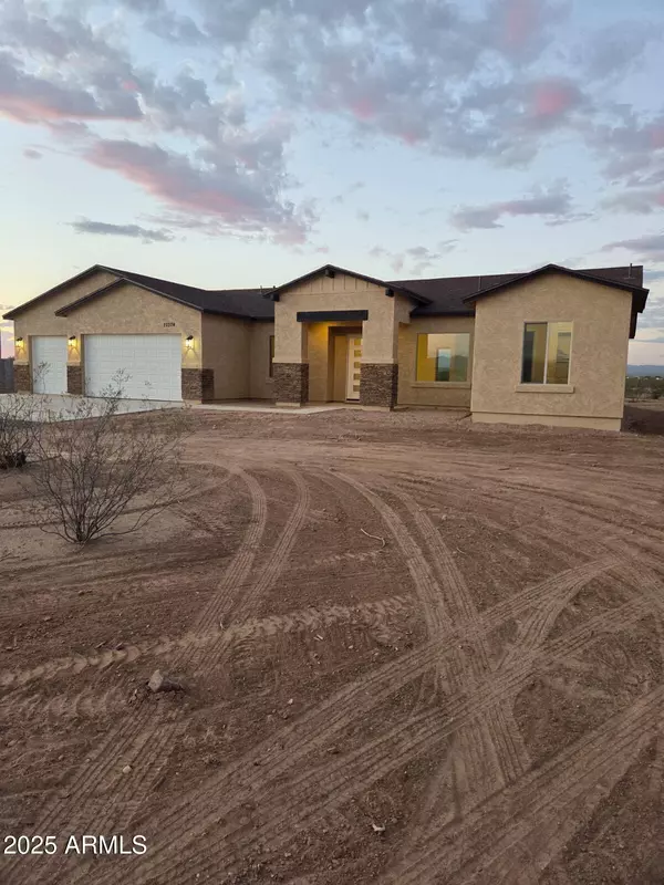 Wittmann, AZ 85361,22204 W DALE Lane