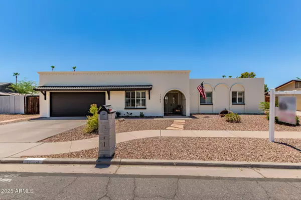 Mesa, AZ 85202,1759 W MONTE Avenue