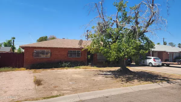 Phoenix, AZ 85019,4033 W BERRIDGE Lane