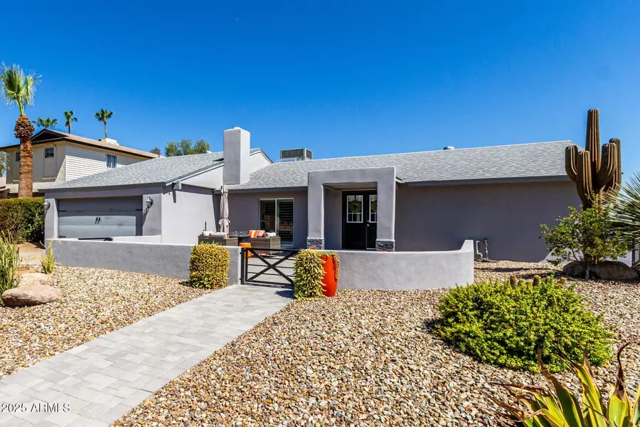 2330 E SAHUARO Drive, Phoenix, AZ 85028