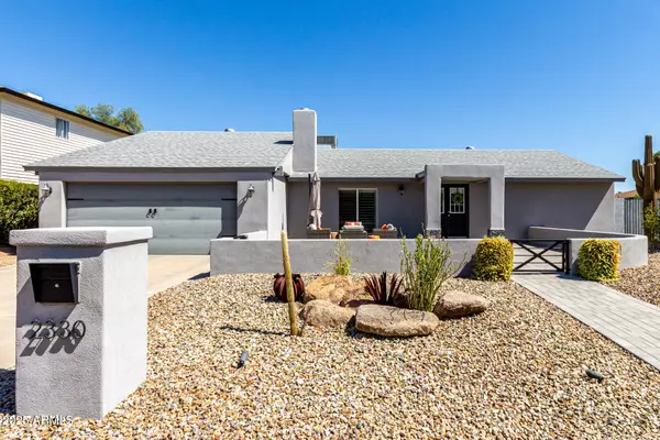 Phoenix, AZ 85028,2330 E SAHUARO Drive