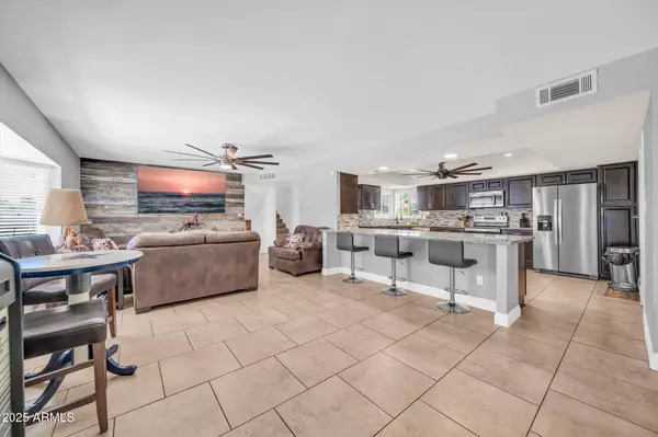 Phoenix, AZ 85053,3402 W CROCUS Drive