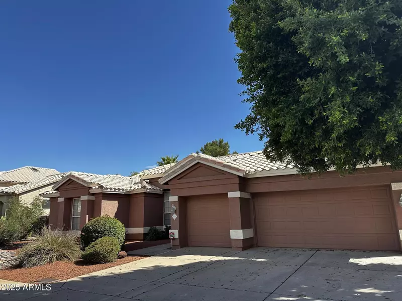 6273 W LOUISE Drive, Glendale, AZ 85310
