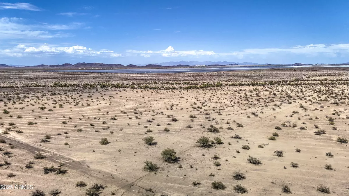 Tonopah, AZ 85354,0 W Elliot Road #401-50-011A