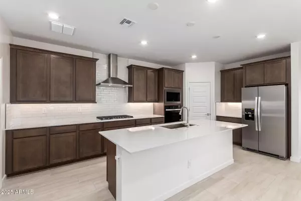 Peoria, AZ 85383,6777 W MOLLY Lane