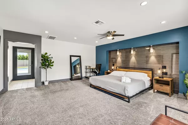 Phoenix, AZ 85021,711 W NORTHERN Avenue