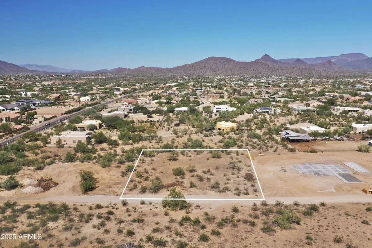 Phoenix, AZ 85086,2 E Creek Canyon Road #2
