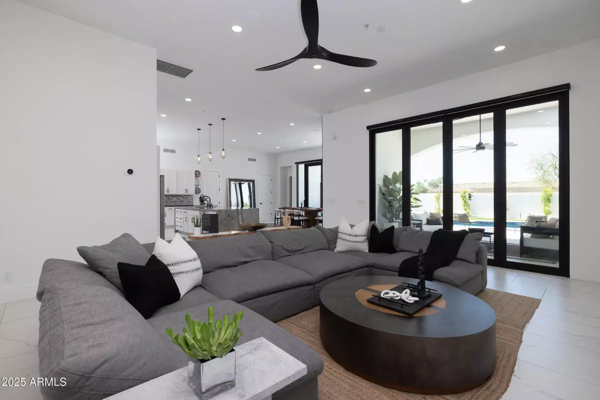 Scottsdale, AZ 85259,10386 N 110TH Place