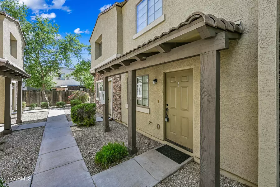2243 W MORTEN Avenue #2, Phoenix, AZ 85021