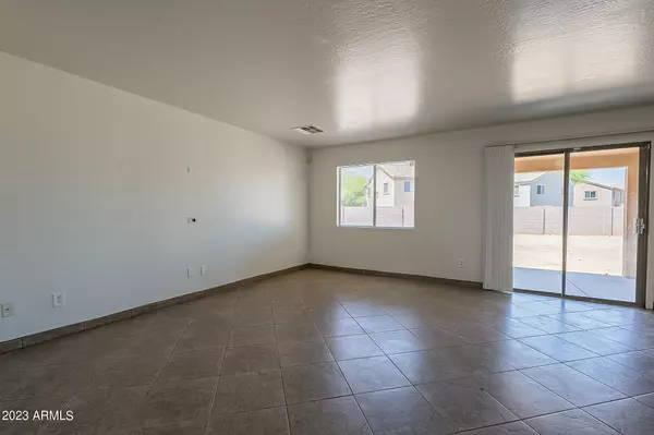 Avondale, AZ 85323,1408 S 105TH Lane