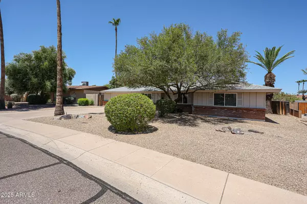Phoenix, AZ 85028,3926 E CORTEZ Street