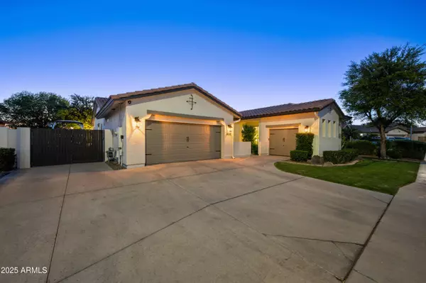 Chandler, AZ 85249,5560 S White Drive
