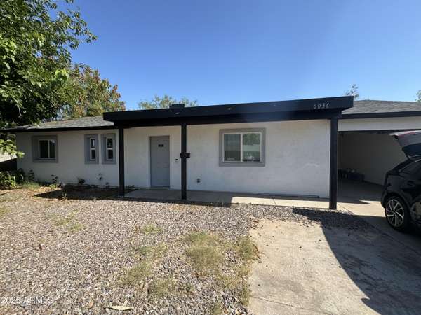 6036 W STELLA Avenue, Glendale, AZ 85301