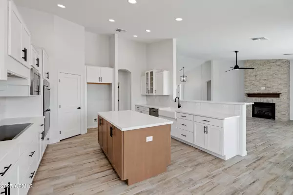Litchfield Park, AZ 85340,20122 W Hazelwood Street