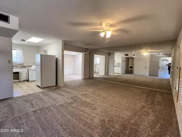 Sun City, AZ 85351,12033 N HILLCREST Drive