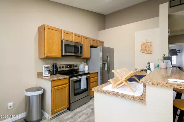 Mesa, AZ 85205,5230 E BROWN Road #204