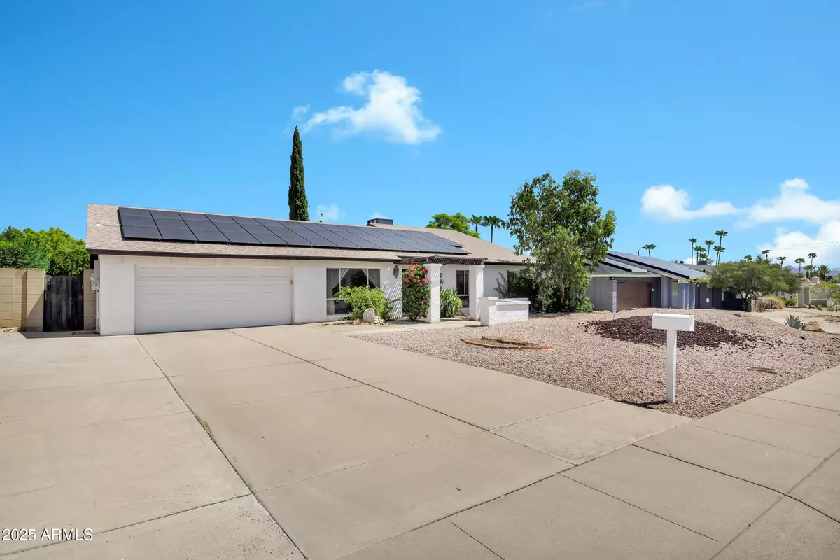 Phoenix, AZ 85028,2354 E Sahuaro Drive E