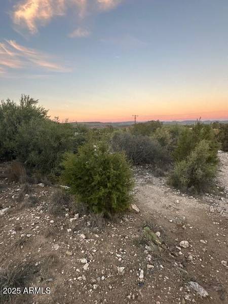 20567 E CEDAR CANYON Drive #201, Mayer, AZ 86333