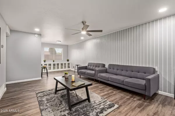Tempe, AZ 85282,2015 E SOUTHERN Avenue #2