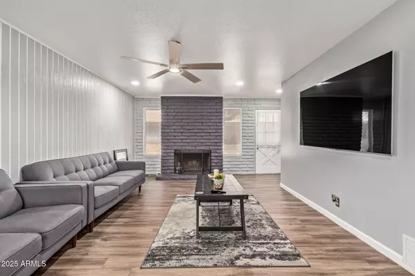 Tempe, AZ 85282,2015 E SOUTHERN Avenue #2