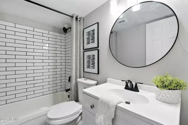 Phoenix, AZ 85051,8514 N 38TH Drive