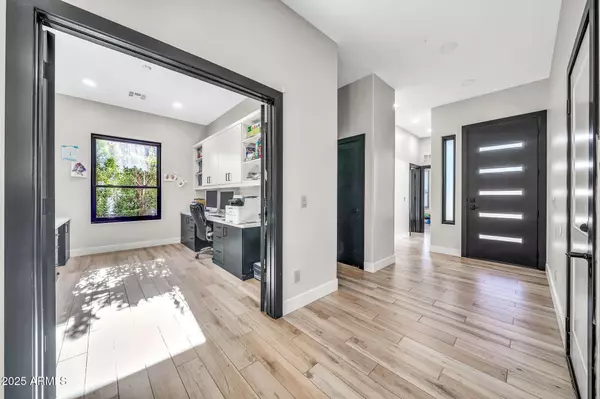Phoenix, AZ 85083,6625 W Cavedale Drive