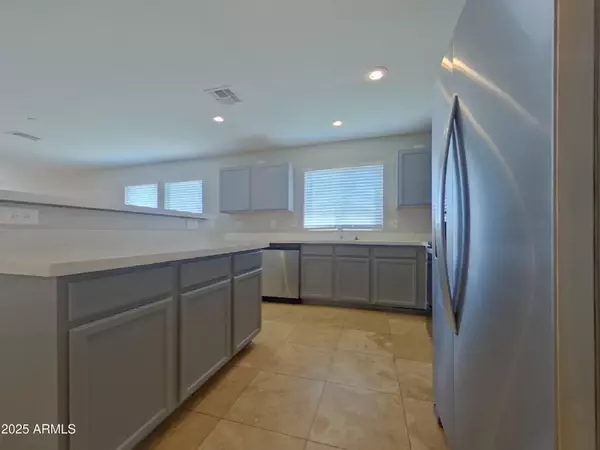 Avondale, AZ 85392,11844 W EDGEMONT Avenue