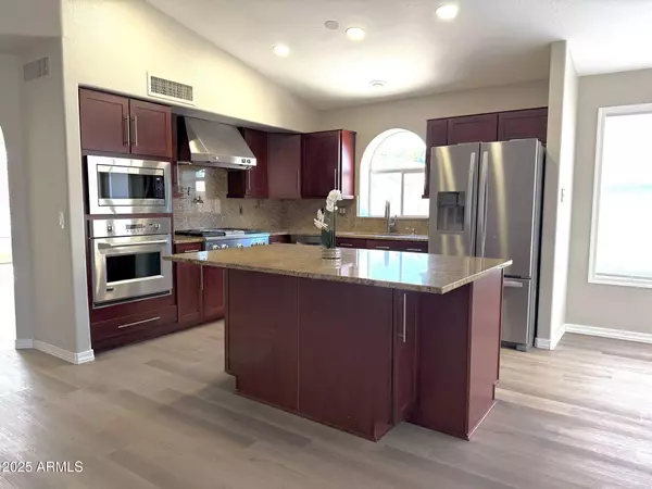 Chandler, AZ 85286,1030 S BRENTWOOD Court