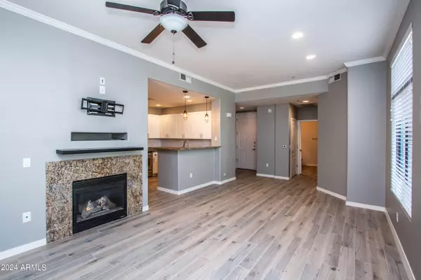Phoenix, AZ 85028,11640 N Tatum Boulevard #Unit 1104
