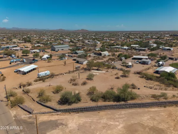 Apache Junction, AZ 85119,1687 E 2ND Avenue #-