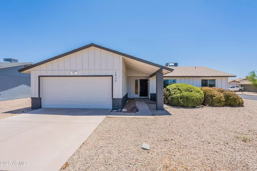 2839 W Villa Maria Drive, Phoenix, AZ 85053