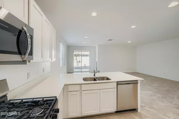 Goodyear, AZ 85338,15612 W WILLIAMS Street
