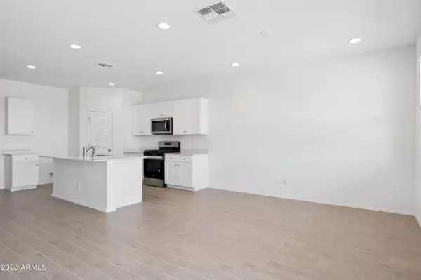 Maricopa, AZ 85139,46454 W Lander Lane