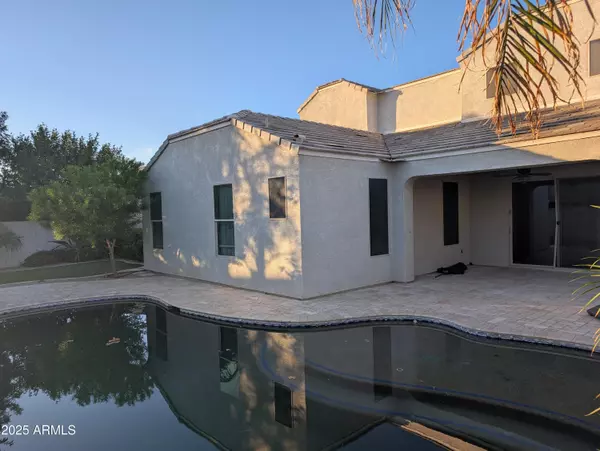 San Tan Valley, AZ 85143,887 W SANTA GERTRUDIS Trail