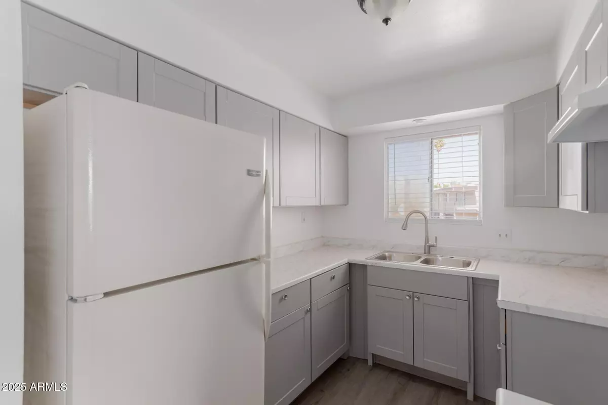 Phoenix, AZ 85008,4714 E BELLEVIEW Street
